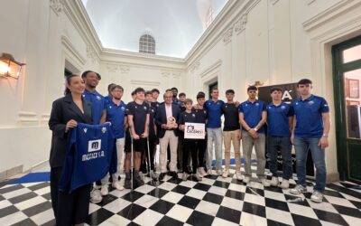 El Ayuntamiento de Cáceres recibe al Sagrado Cáceres CB tras sus éxitos deportivos