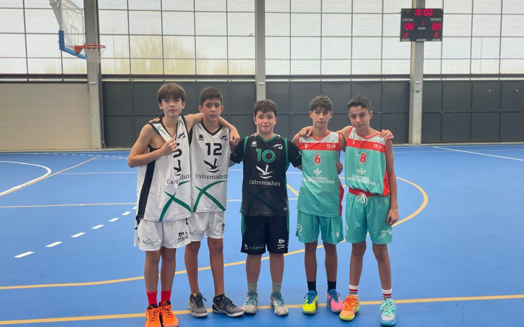 Cinco infantiles del Sagrado Cáceres CB participan en el Desafío Bandera de la FExB